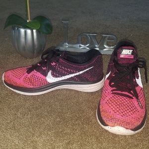 Nike Flyknit Lunar 3